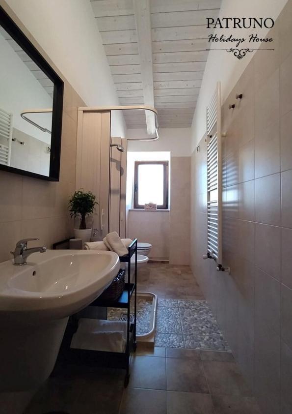 Patruno Holidays House Vila Castellana Grotte Exterior foto